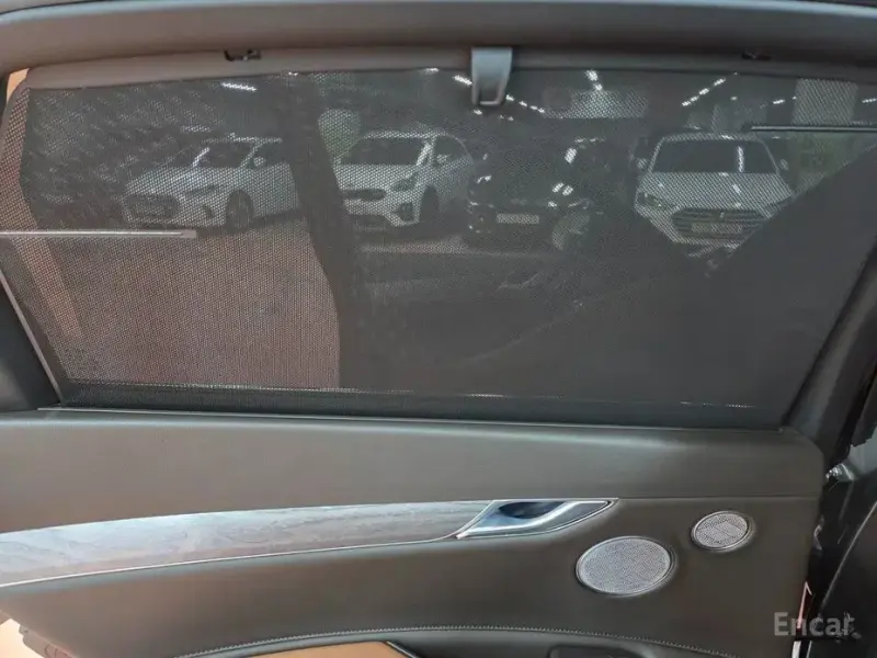 2023 Genesis G80 с пробегом 20 504 км