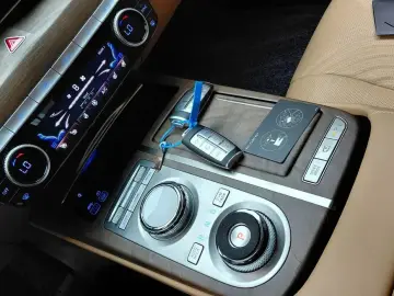 2023 Genesis G80 с пробегом 190 км