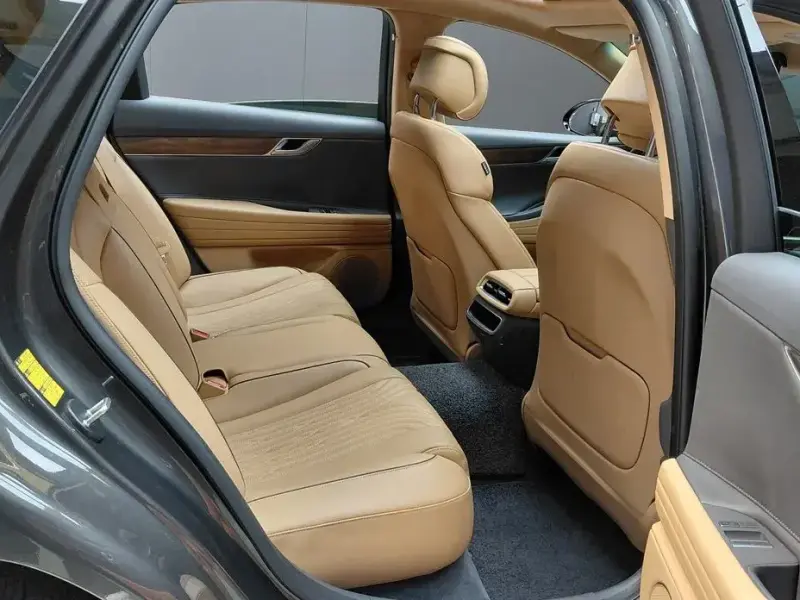 2023 Genesis G80 с пробегом 190 км