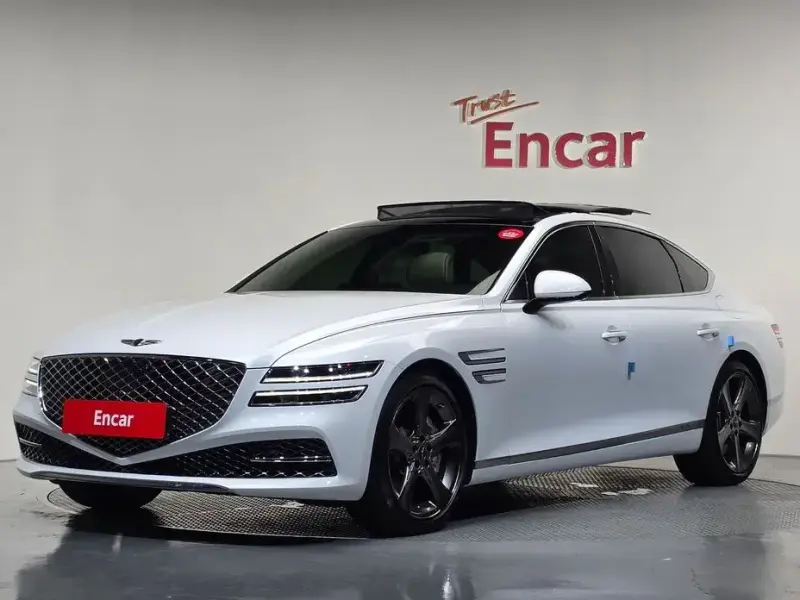 2023 Genesis G80 с пробегом 17 402 км