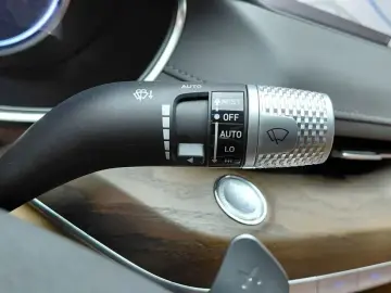 2023 Genesis G80 с пробегом 190 км