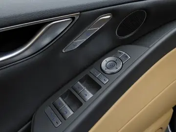 2023 Genesis G80 с пробегом 190 км