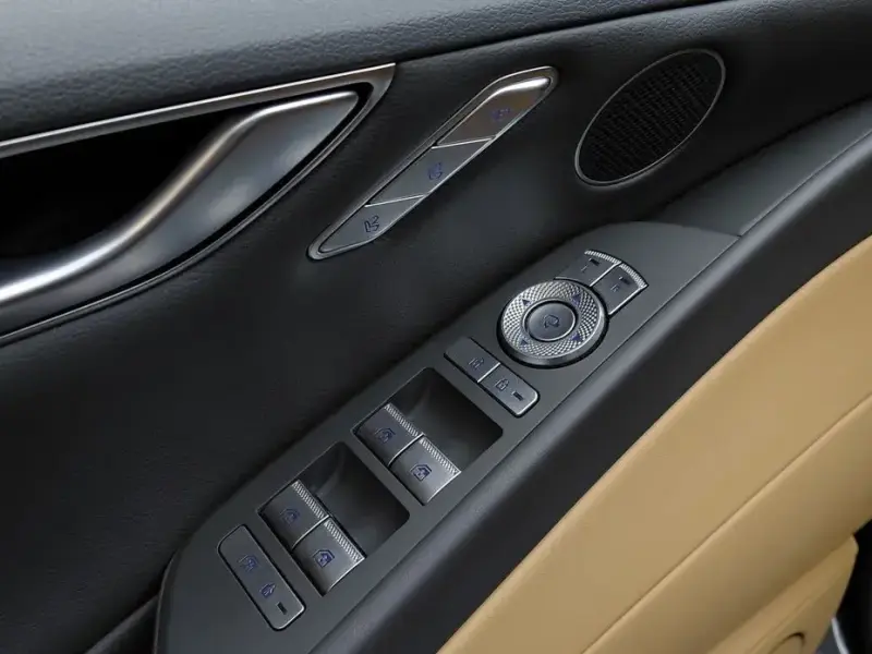 2023 Genesis G80 с пробегом 190 км