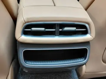 2023 Genesis G80 с пробегом 190 км