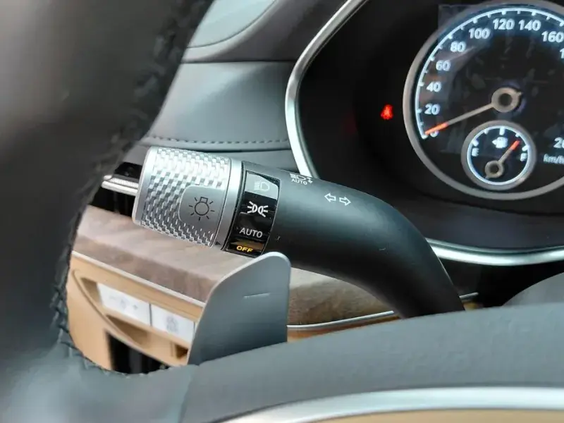 2023 Genesis G80 с пробегом 190 км