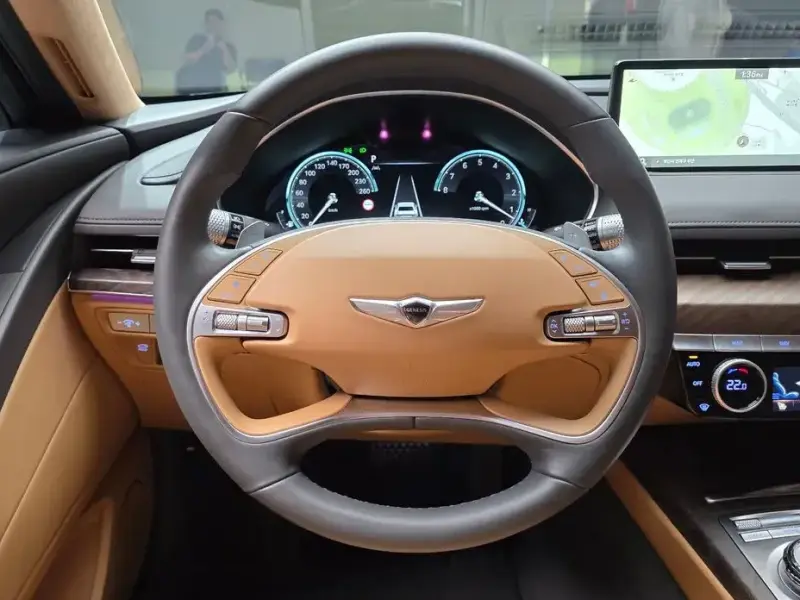 2023 Genesis G80 с пробегом 91 285 км