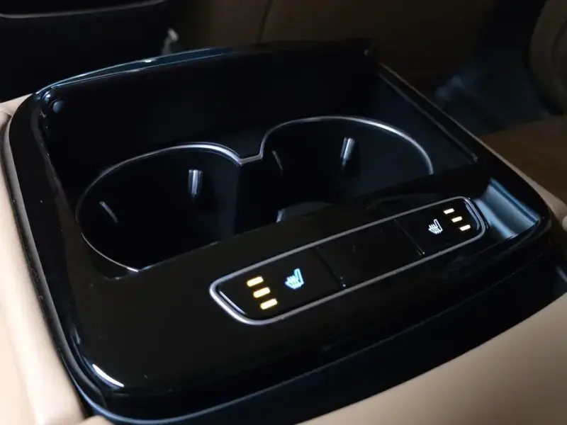 2023 Genesis G80 с пробегом 91 285 км