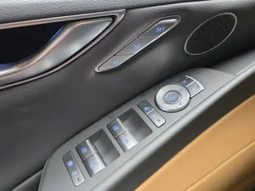 2023 Genesis G80 с пробегом 91 285 км