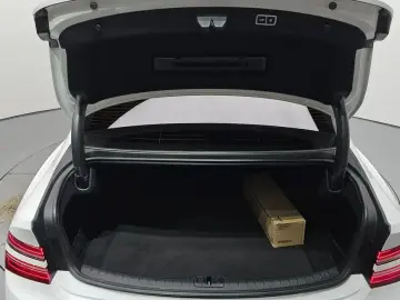 2023 Genesis G80 с пробегом 63 791 км