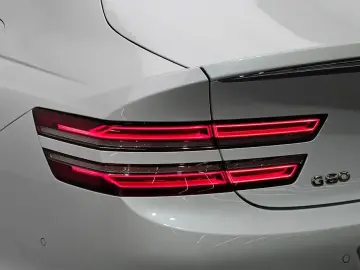 2023 Genesis G80 с пробегом 63 791 км