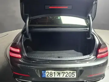 2023 Genesis G80 с пробегом 91 285 км