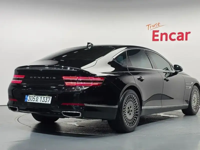 2023 Genesis G80 с пробегом 67 974 км