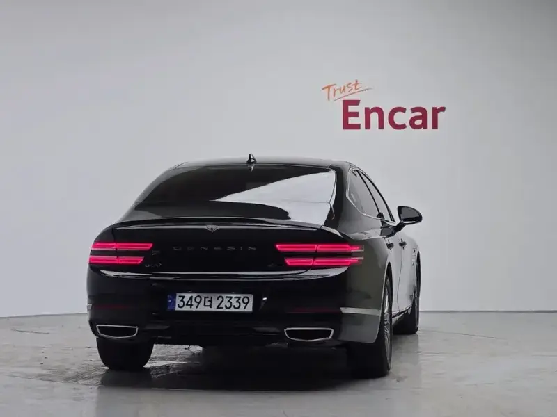 2023 Genesis G80 с пробегом 47 493 км