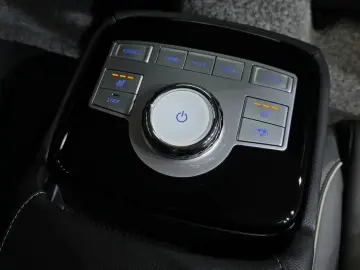 2023 Genesis G80 с пробегом 67 974 км