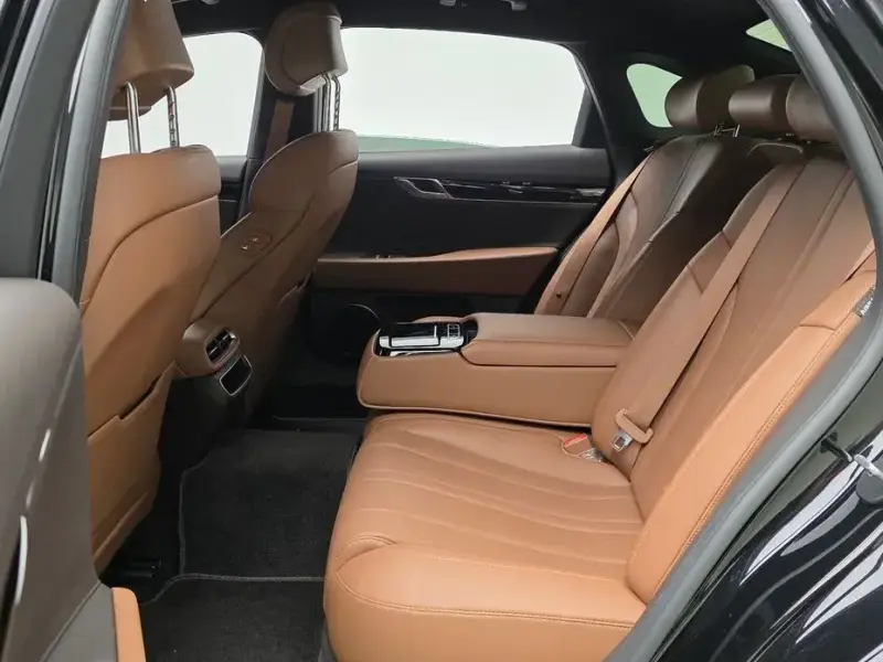 2023 Genesis G80 с пробегом 47 493 км