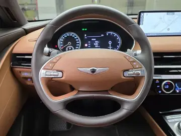 2023 Genesis G80 с пробегом 47 493 км