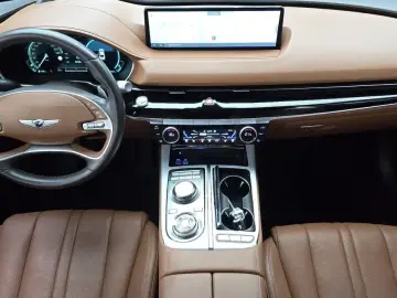2023 Genesis G80 с пробегом 36 124 км