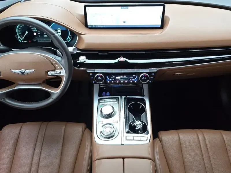 2023 Genesis G80 с пробегом 36 124 км