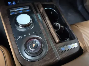 2023 Genesis G80 с пробегом 60 012 км