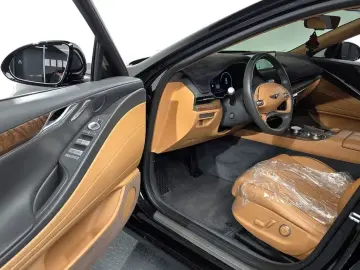 2023 Genesis G80 с пробегом 60 012 км