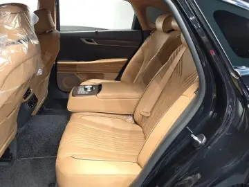 2023 Genesis G80 с пробегом 60 012 км