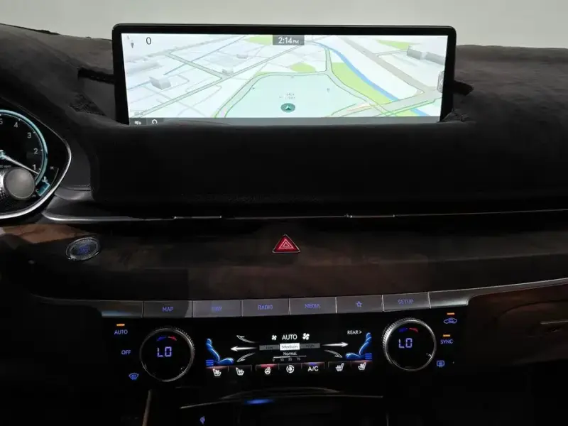 2023 Genesis G80 с пробегом 60 012 км