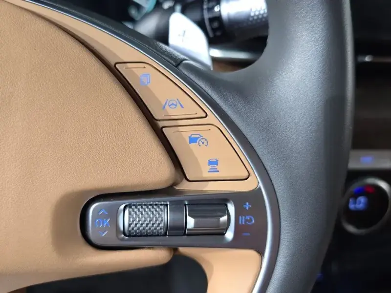 2023 Genesis G80 с пробегом 60 012 км