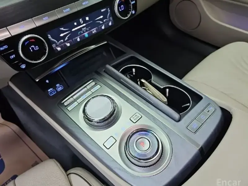 2023 Genesis G80 с пробегом 36 600 км