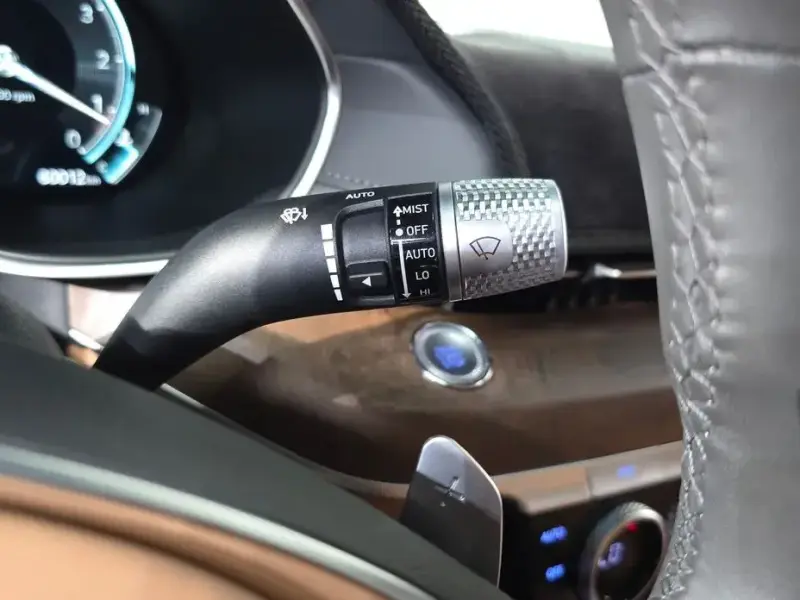2023 Genesis G80 с пробегом 60 012 км