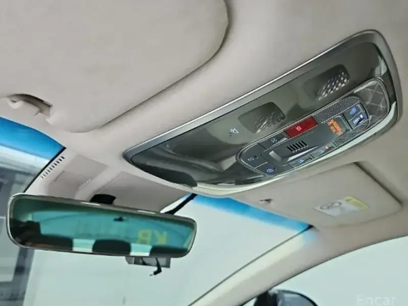 2023 Genesis G80 с пробегом 36 600 км