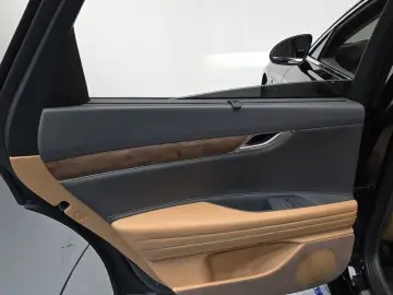 2023 Genesis G80 с пробегом 60 012 км