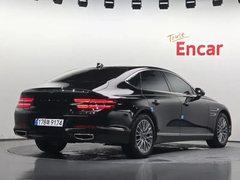 2023 Genesis G80 с пробегом 68 481 км