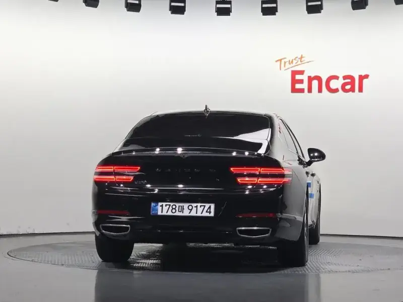 2023 Genesis G80 с пробегом 68 481 км