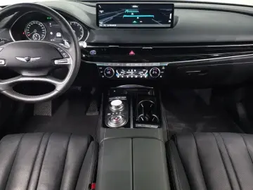 2023 Genesis G80 с пробегом 68 481 км
