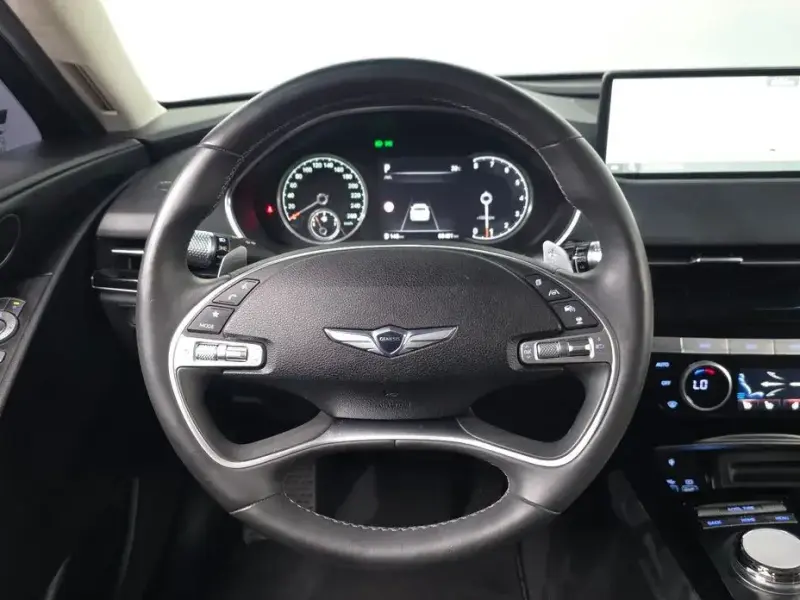 2023 Genesis G80 с пробегом 68 481 км