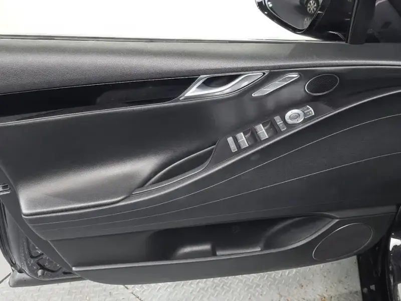 2023 Genesis G80 с пробегом 68 481 км