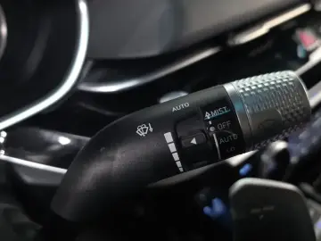 2023 Genesis G80 с пробегом 68 481 км