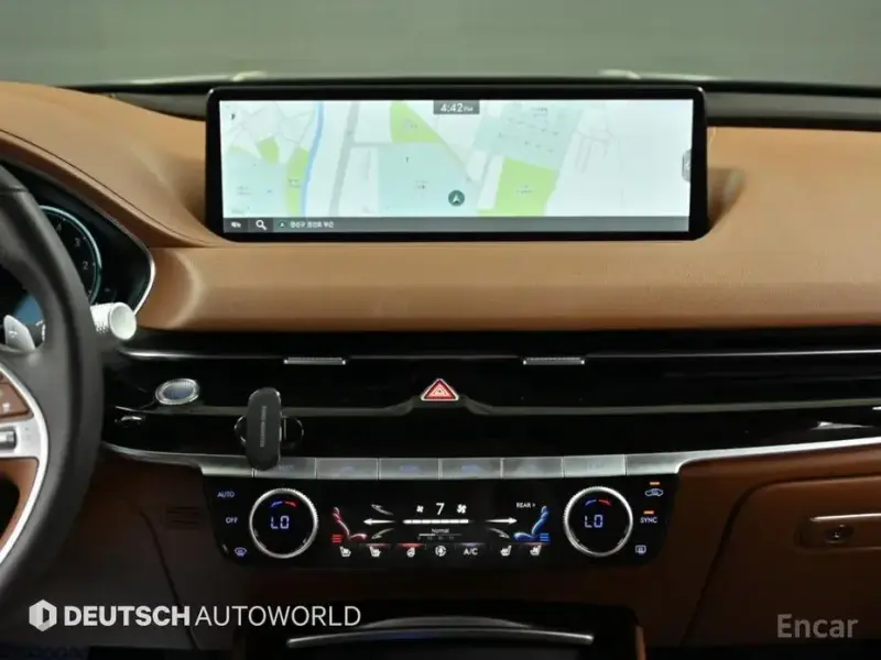 2023 Genesis G80 с пробегом 41 415 км