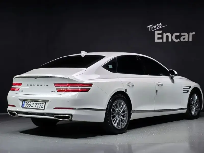 2023 Genesis G80 с пробегом 36 979 км