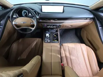 2023 Genesis G80 с пробегом 45 420 км