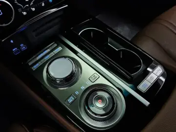 2023 Genesis G80 с пробегом 36 979 км