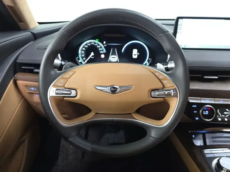 2023 Genesis G80 с пробегом 45 420 км