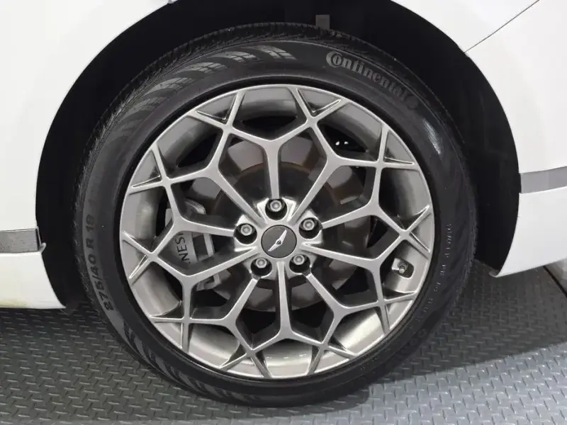 2023 Genesis G80 с пробегом 45 420 км
