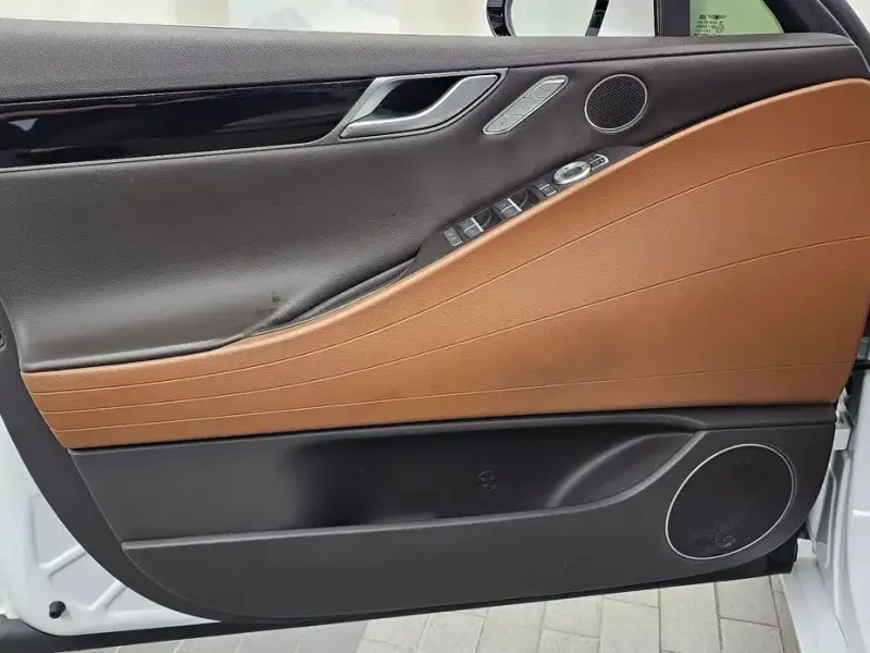 2023 Genesis G80 с пробегом 36 979 км