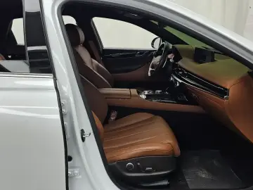 2023 Genesis G80 с пробегом 36 979 км