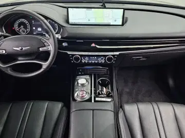 2023 Genesis G80 с пробегом 82 586 км