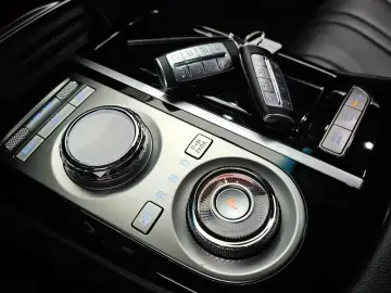 2023 Genesis G80 с пробегом 82 586 км