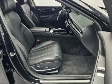 2023 Genesis G80 с пробегом 82 586 км