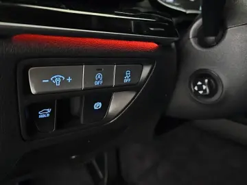2023 Genesis G80 с пробегом 82 586 км