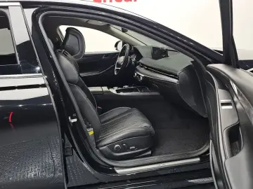 2023 Genesis G80 с пробегом 50 047 км